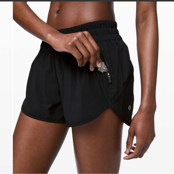 🍋Lululemon Tracker Short V *4"
Black - Picture 1 of 6